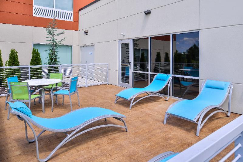 Holiday Inn Express & Suites - Siloam Springs By Ihg Exterior photo